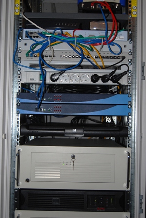 Server and Rack